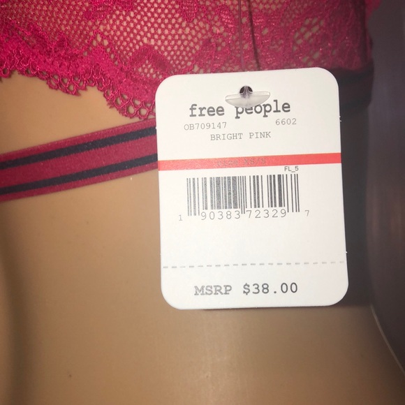 NWT Intimately Free People lace bralette. - Picture 5 of 6